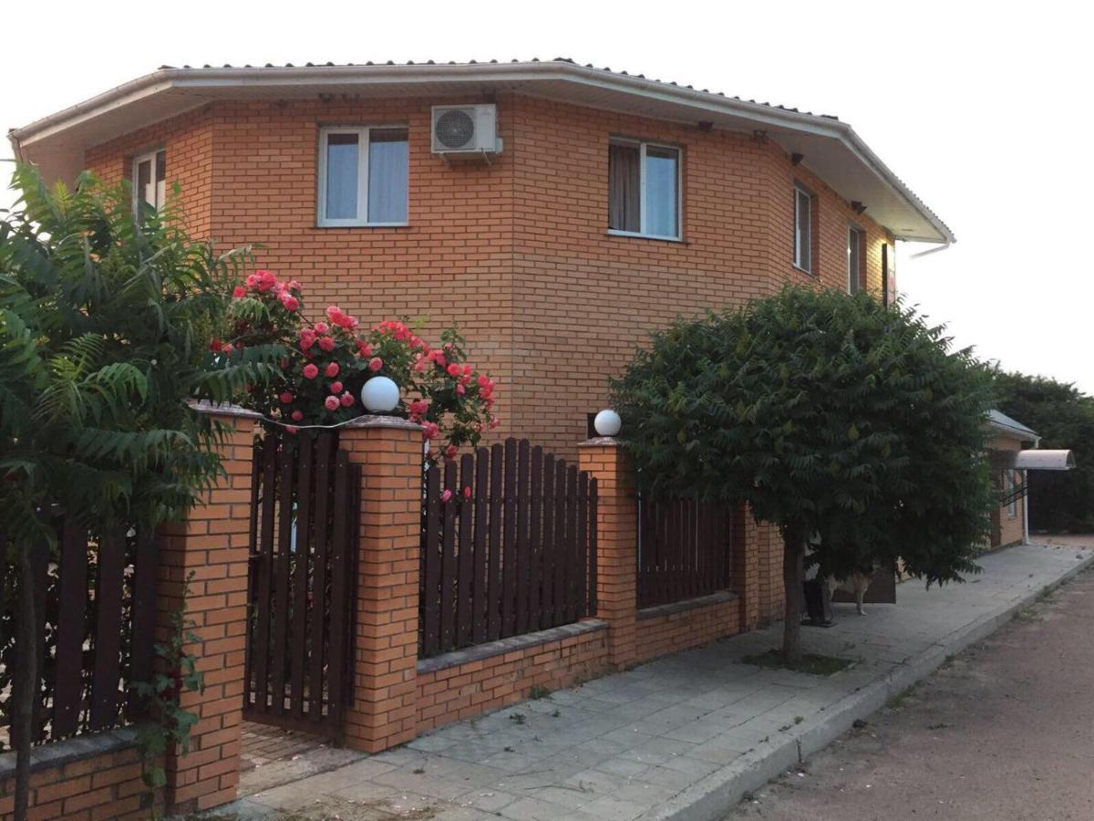 Мотельный Комплекс Телега Sula Exterior photo